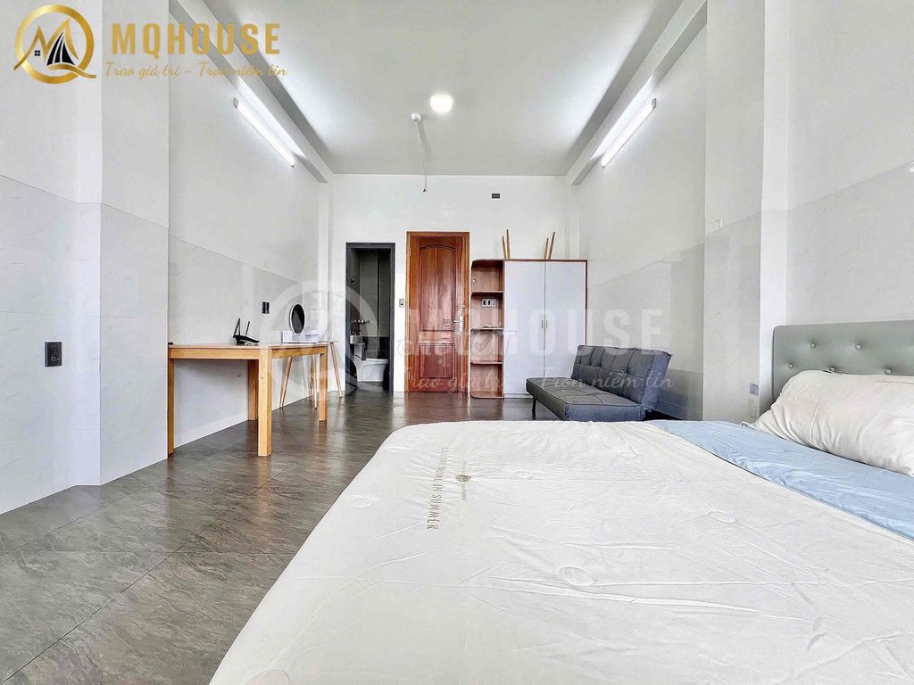 The hot studio is super wide, full interior right now Nguyễn Văn Đậu at Bình Thạnh.