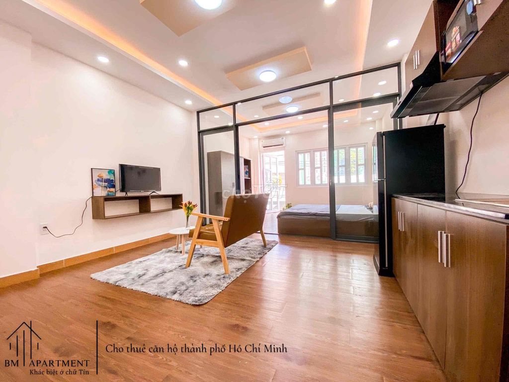 Room service one bedroom 40 meters full of balcony empty by  cmt8