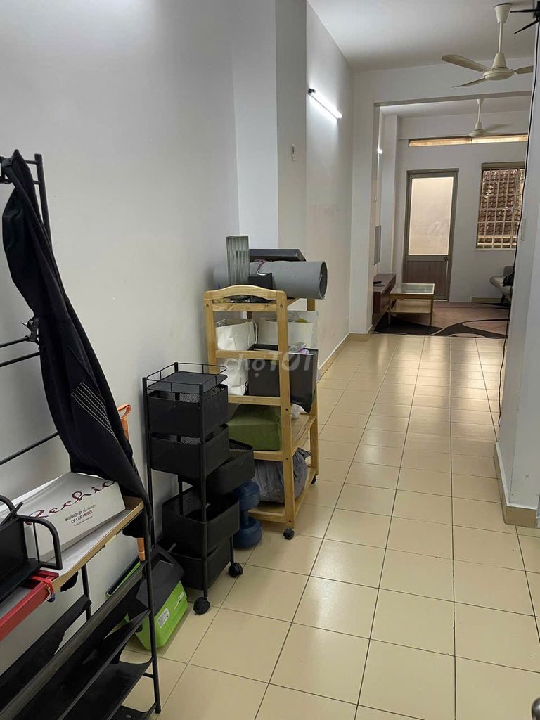 apartment 6.18 lot D C/C Phạm Viết Chánh, U.S.A.