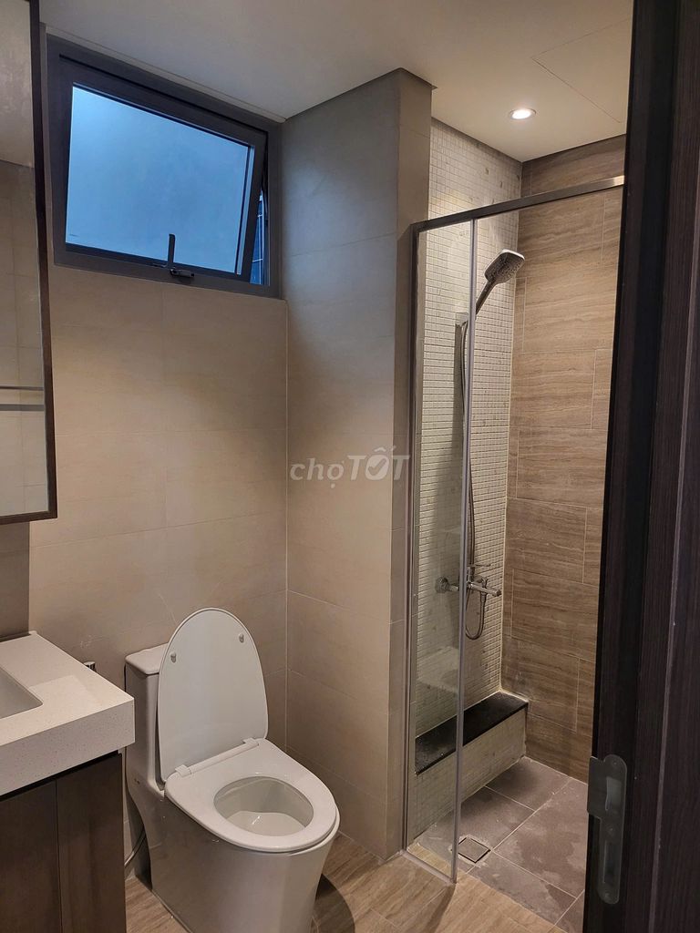 One bedroom two, 80 M2-- the lowest Celesta Rise-- check the house now.