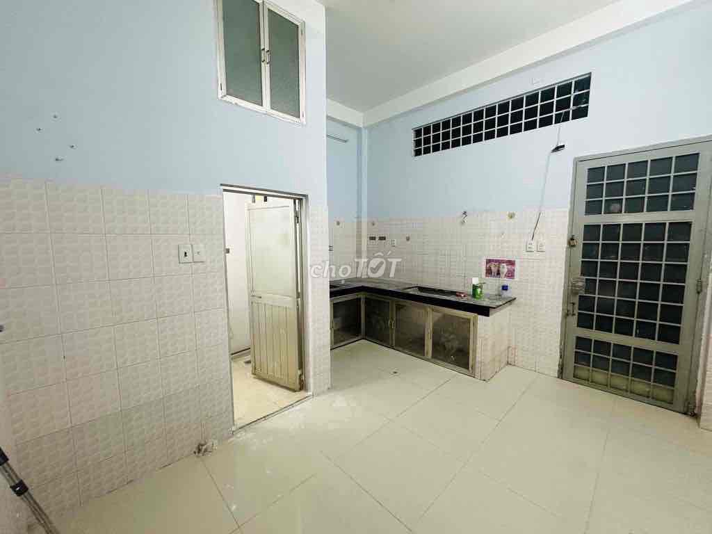 Rent an alley house.
