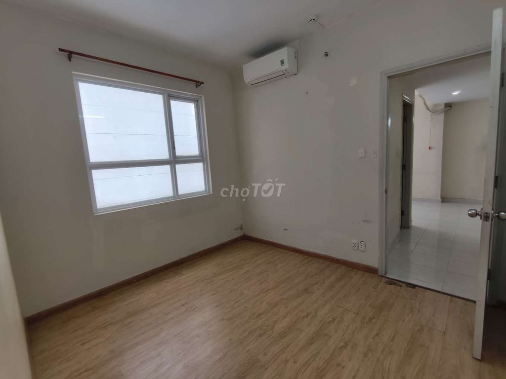 Rent an apartment. One bedroom.