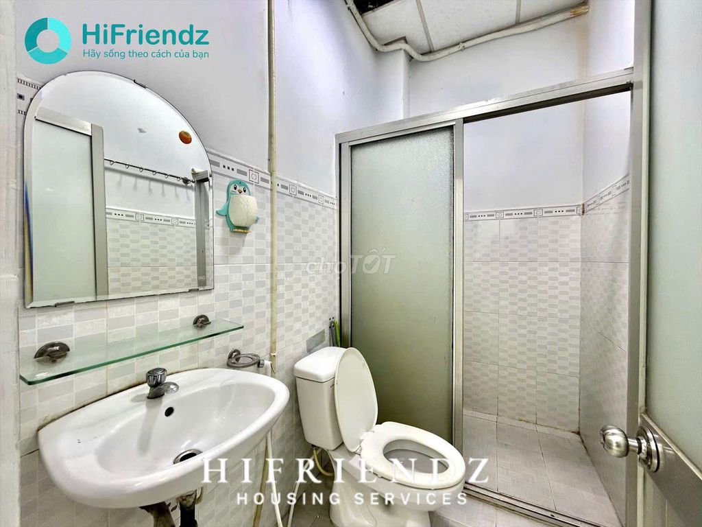 Two bedrooms. One bathroom. Seven million floors.