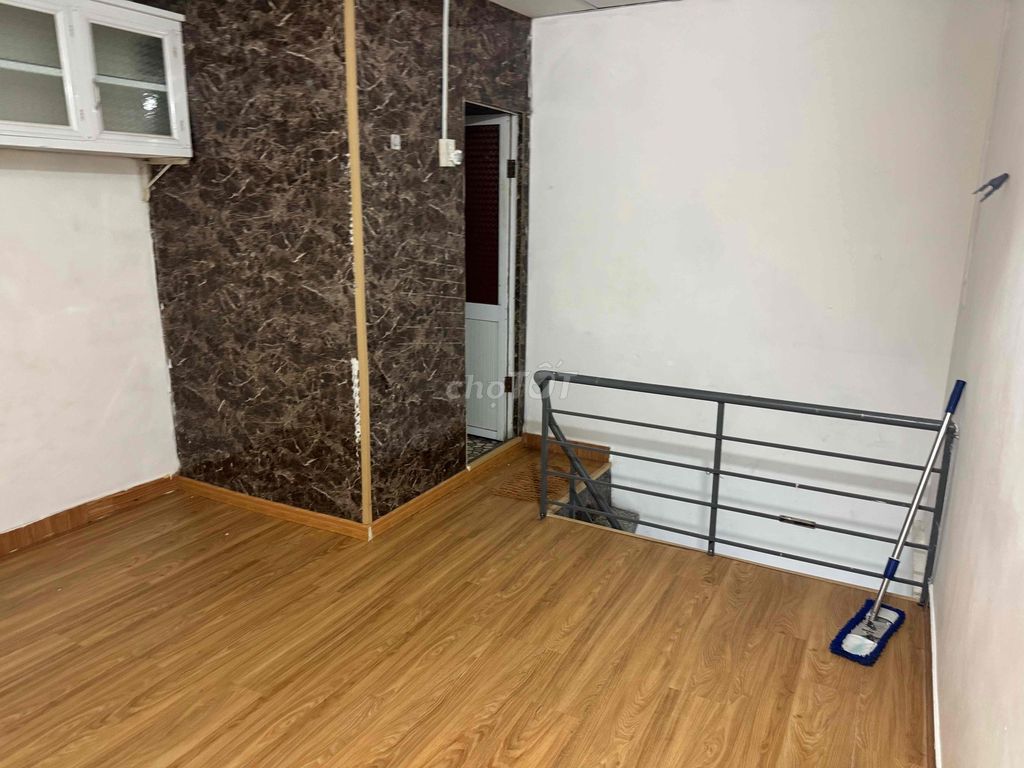 Renty small house for long-term living