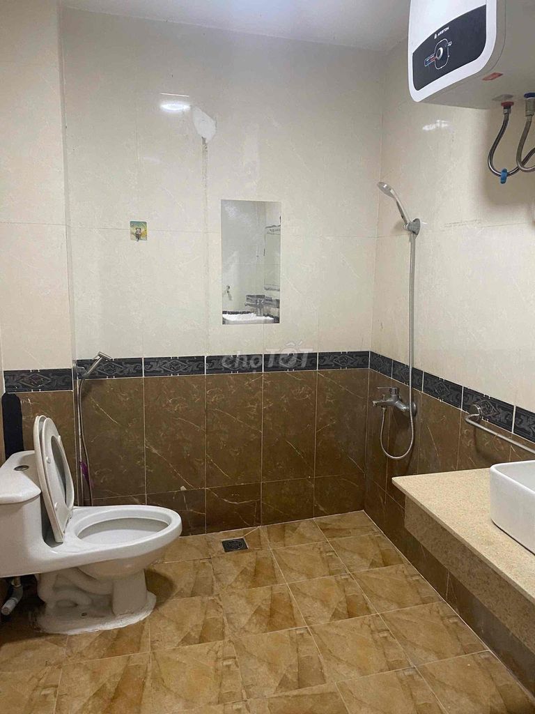 Rent a 1 st floor 2 4 4 4th floor bedroom 2 Kdc Trường Thịnh Oto Oto Small in front of home
