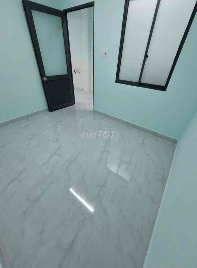 3 bedrooms wide. 1/ Võ Thị Thừa 5 x 20 is 7 million.