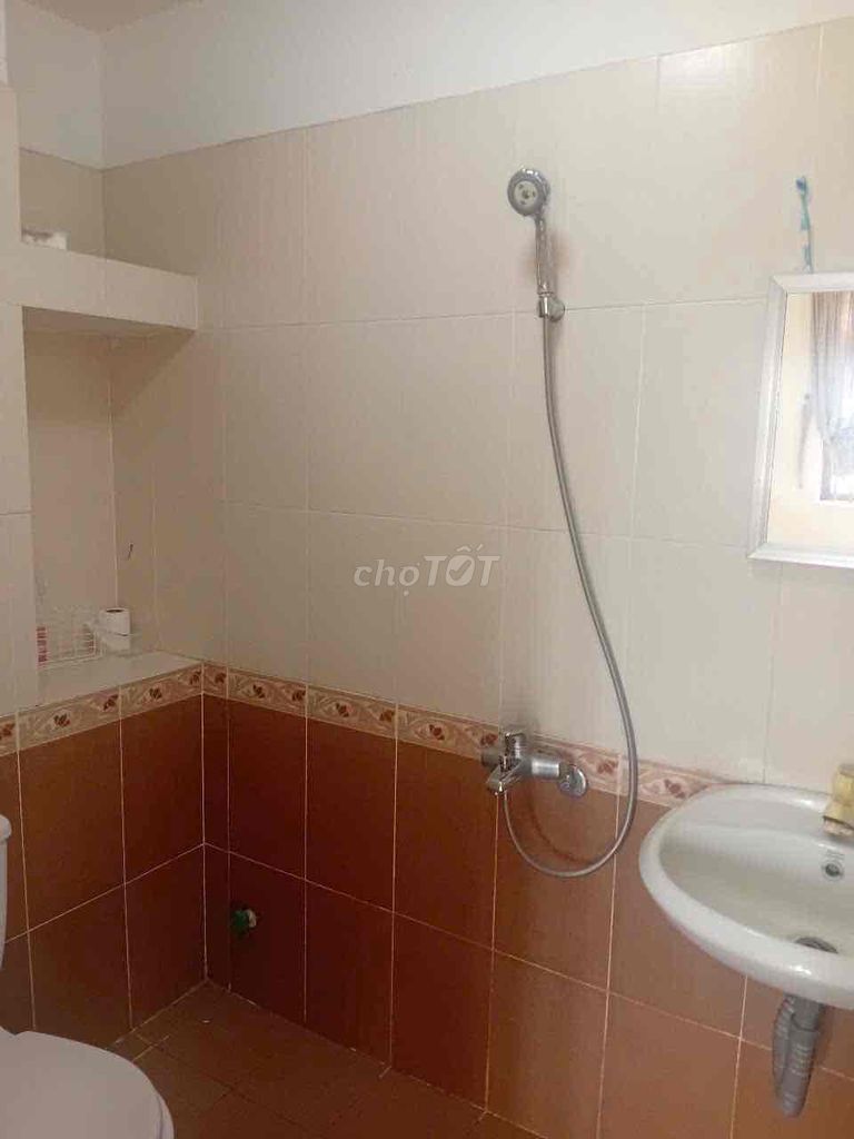 Rent room downtown in District 3