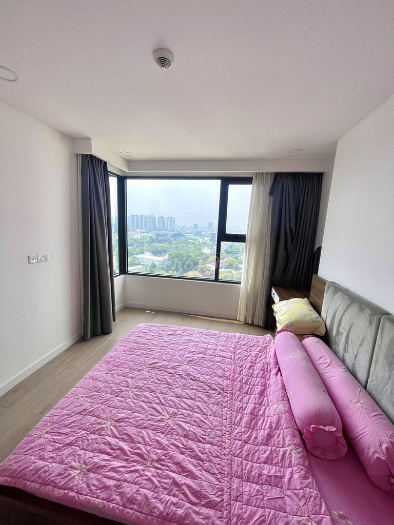 Rent a bedroom.