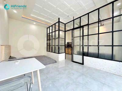 Rent a 40-foot-wide balcony right into the Interstate, The Global City.