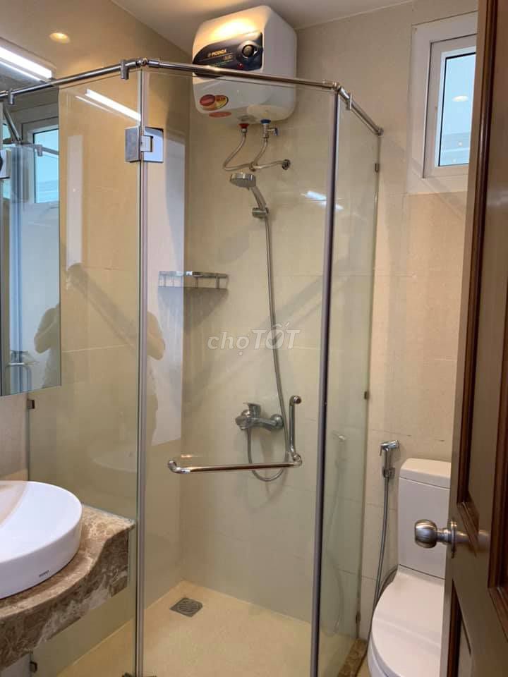 Sky Center Qq180m2 - Beautiful Hall, near the Airport