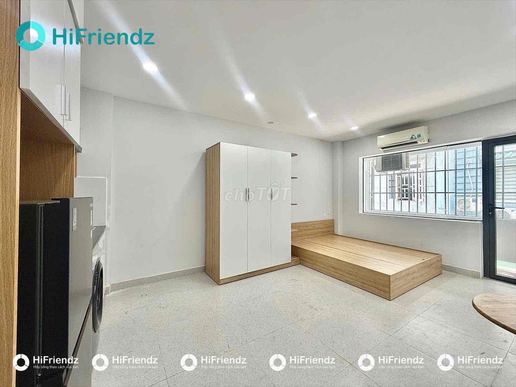 Rent a balcony studio full interior furniture right here.