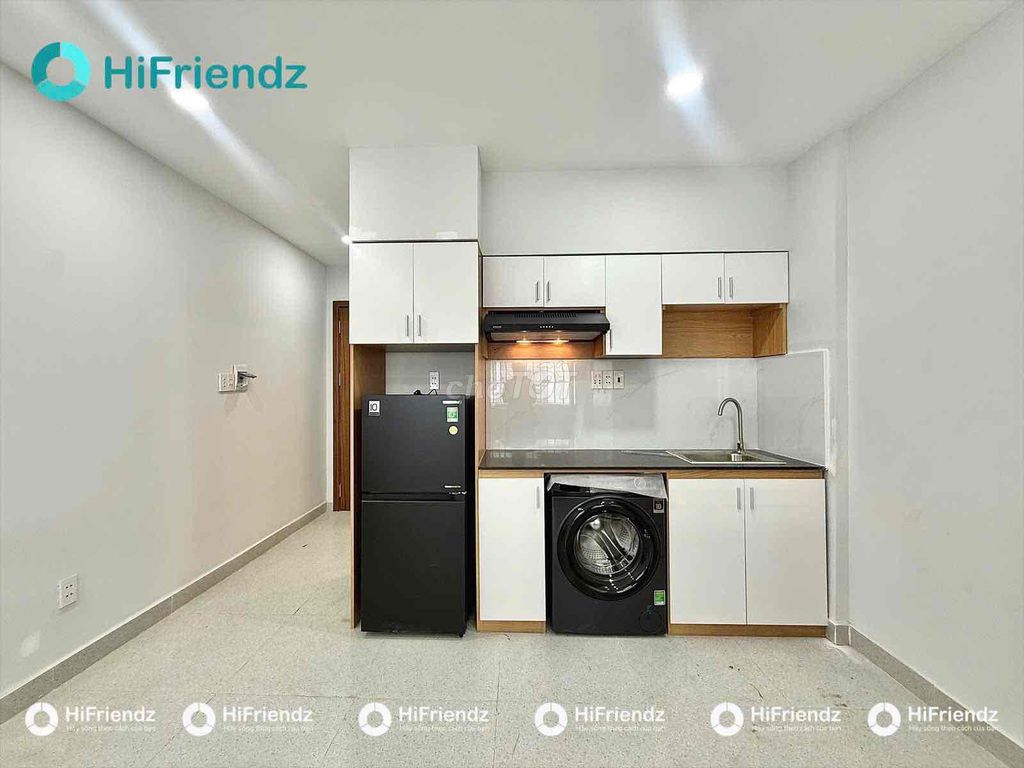 Rent a balcony studio full interior furniture right here.
