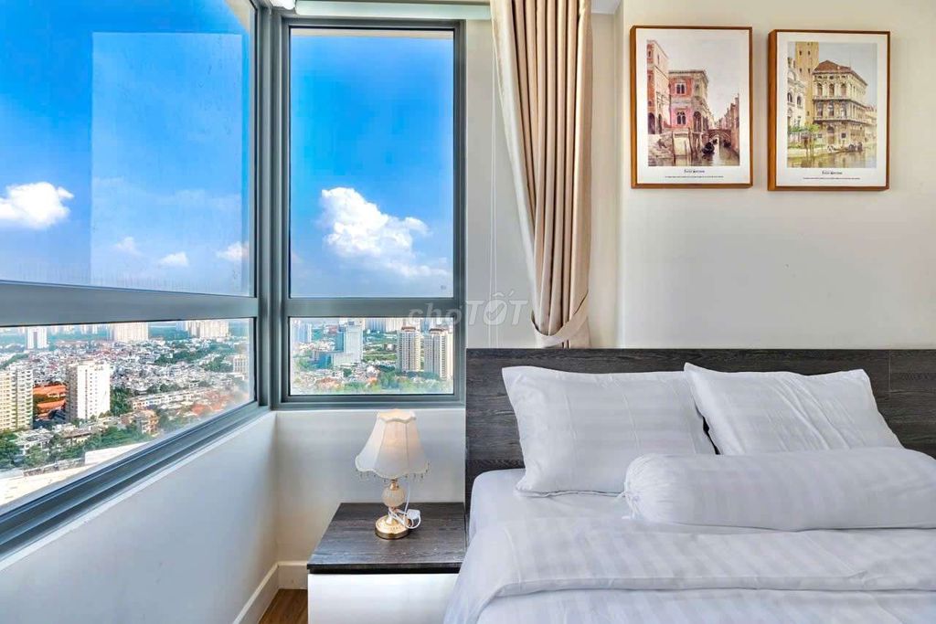 apartment 100 meters 2 3 Masteri Thảo Điền Bedrooms, District 2.