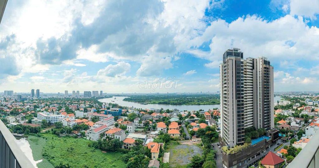apartment 100 meters 2 3 Masteri Thảo Điền Bedrooms, District 2.