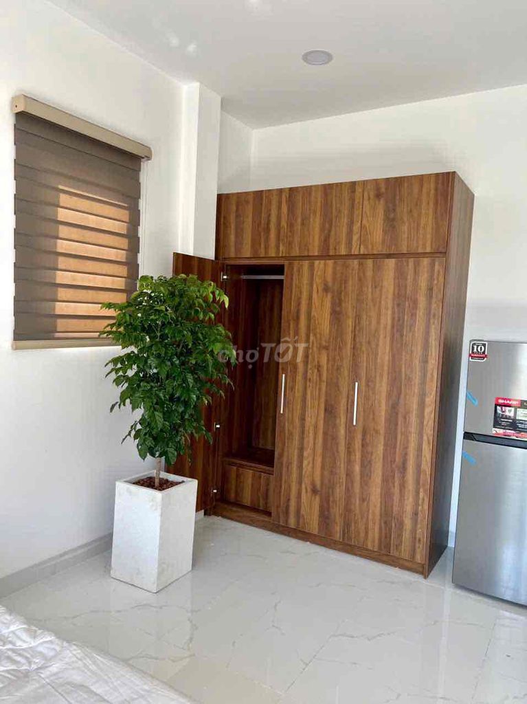 apartment 40 meters 2 big balconies - natural sunlight right here in Ngô Tất Tố bordering 133 district