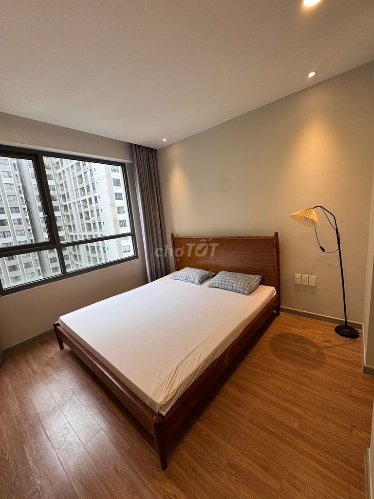 The Gold View apartment three bedroom comfortable.