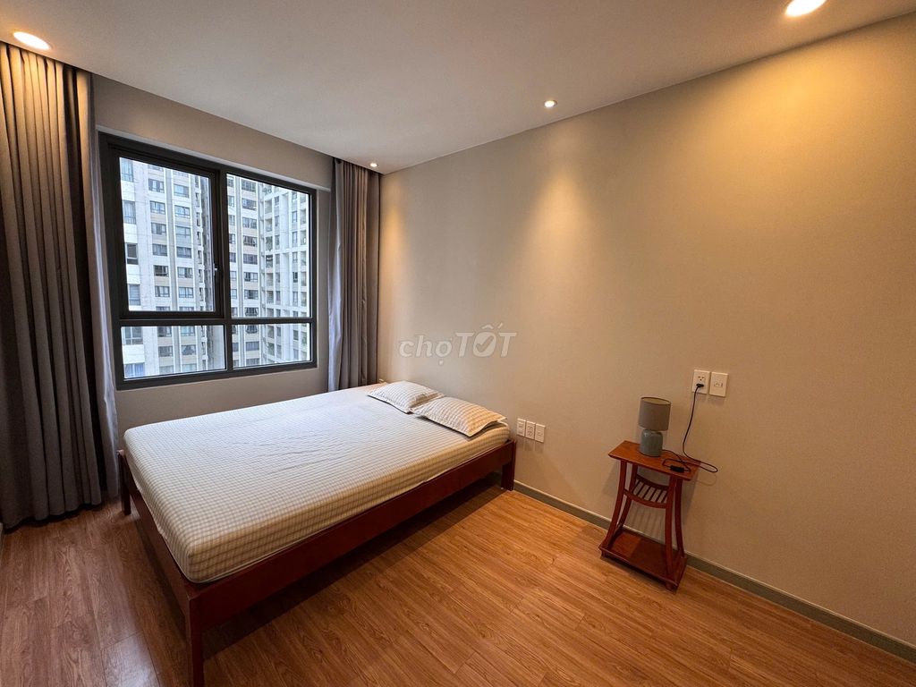 The Gold View apartment three bedroom comfortable.