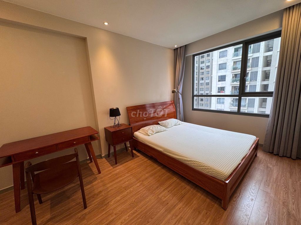 The Gold View apartment three bedroom comfortable.
