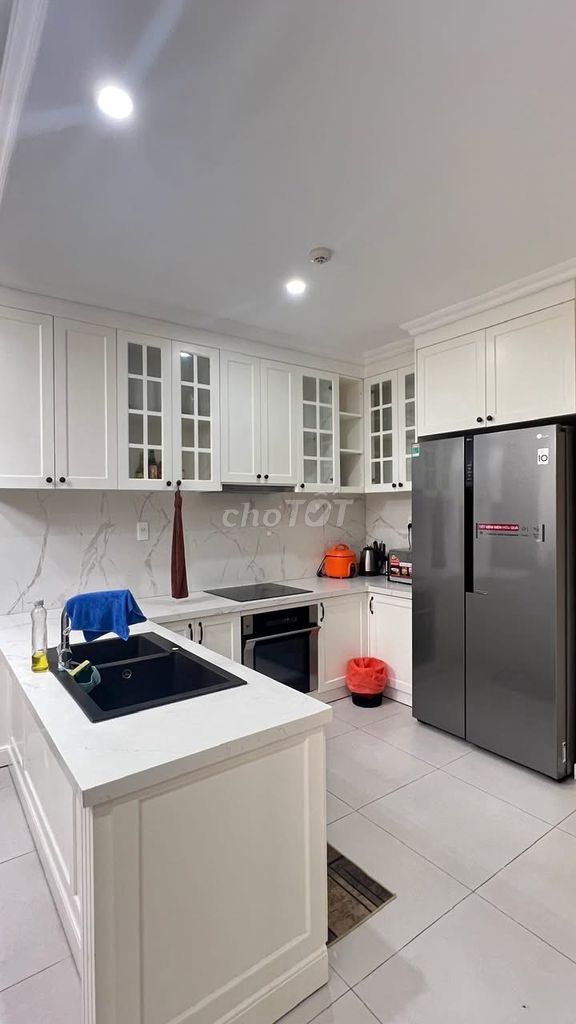 apartment 72 M2, two bedrooms, full interior, nice house, The Gold View project