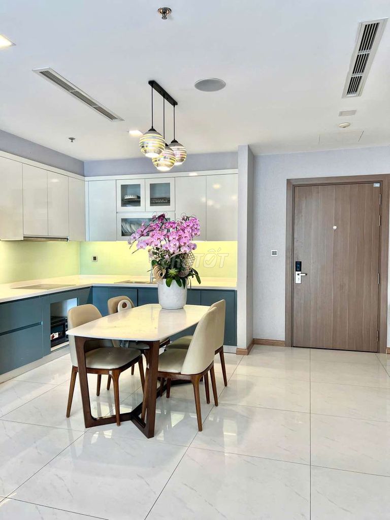 Rent Vinhomes Central Park.