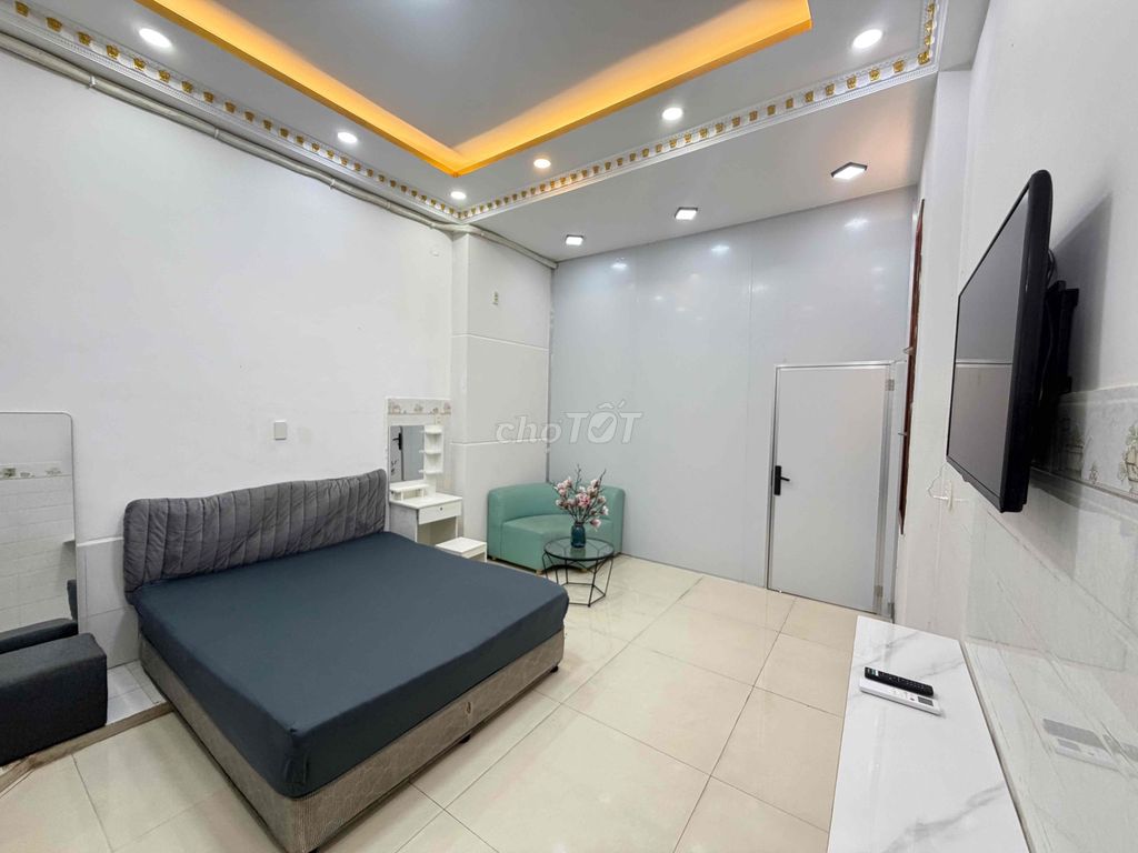 - Rent room. rocket - full interior