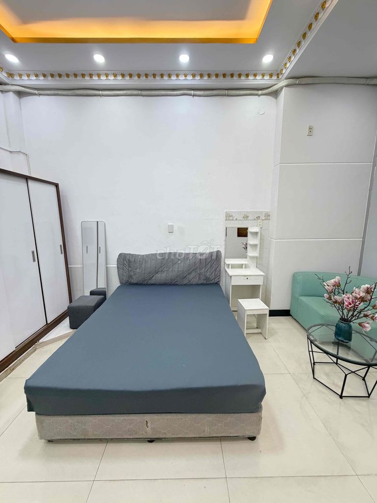 - Rent room. rocket - full interior