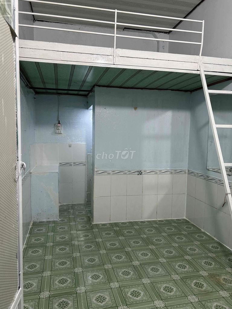 Cheap motels, secure areas.