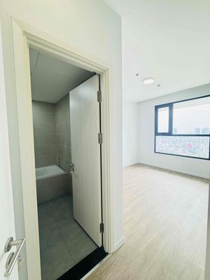 Rent dual key 3 bedroom 3 toilets like D-Homme district 6