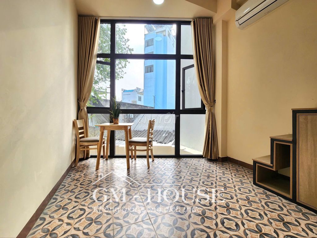 We're renting rooms to a high-security suite that's 100 percent under four.