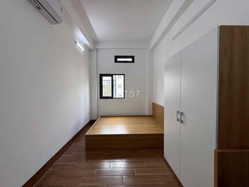 renting studio full comfortable furniture - sky windows at the end of the plan