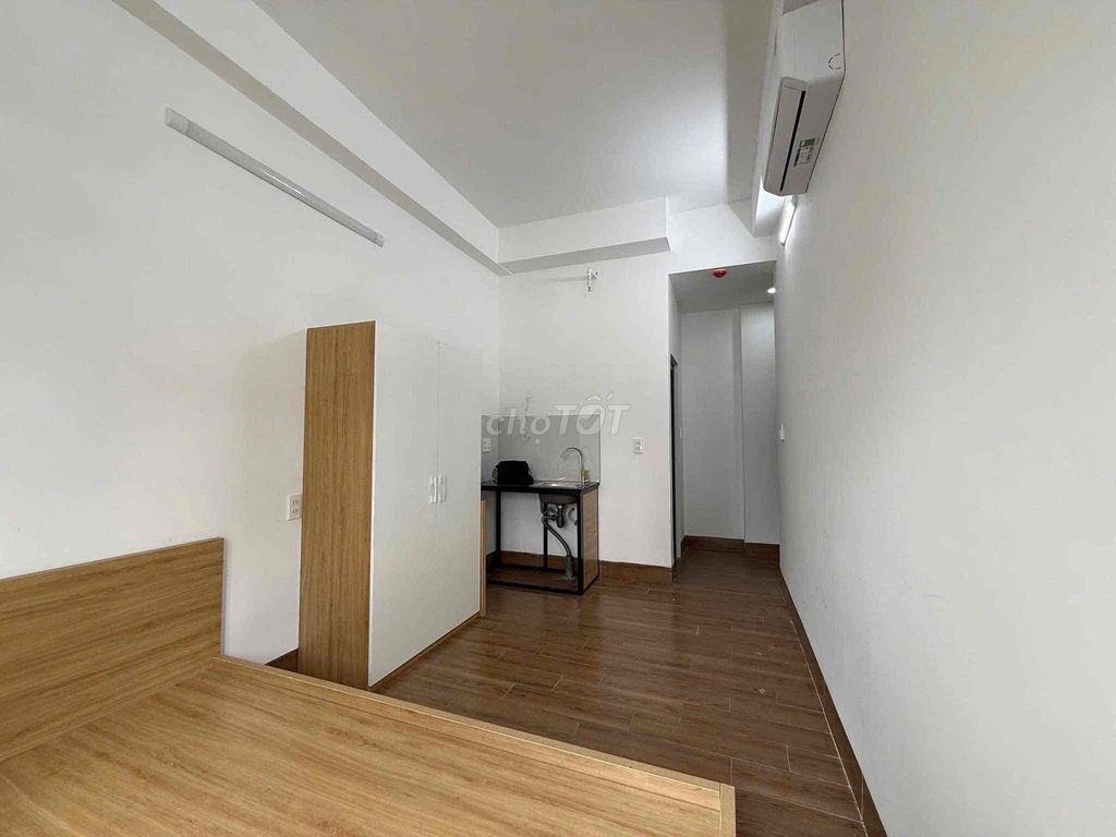 renting studio full comfortable furniture - sky windows at the end of the plan