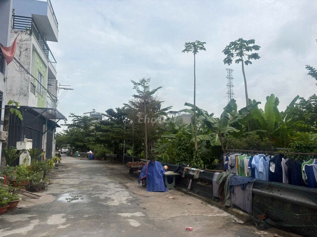 Security Free Inn.