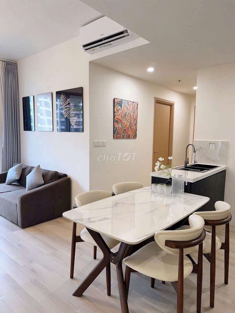 Rent a two-room apartment. Two bathrooms.