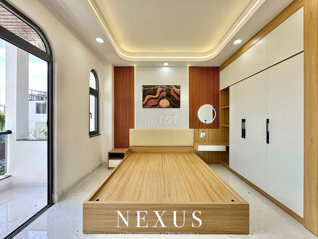 The new building apartment of the private balcony is 40 meters and a half full of furniture right here in Lê Đức Thọ.