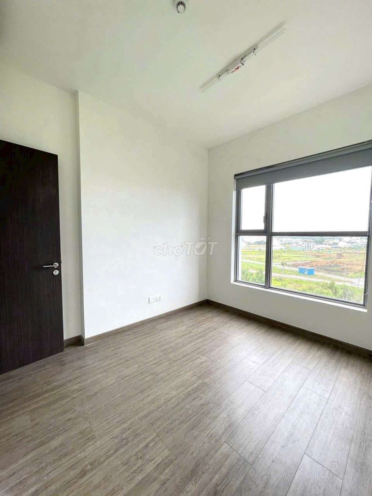 Rent the two Celesta Rise 85m2 bedrooms and the furniture and the stuff.