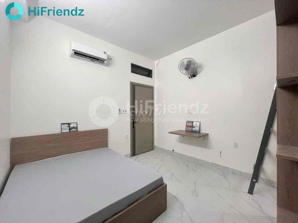 Rent a room with a guard near Nguyễn Văn Linh marketing financials.