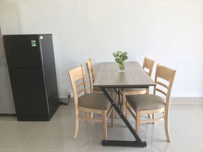 Free dorm 43 Vườn Lài, 1 million/5 per month.