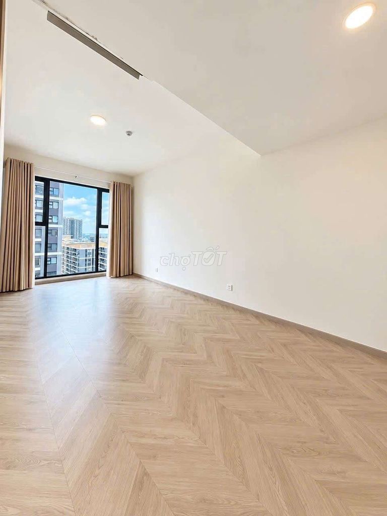 Rent the apartment 2 bedrooms–2 toilets with the blind kitchen.