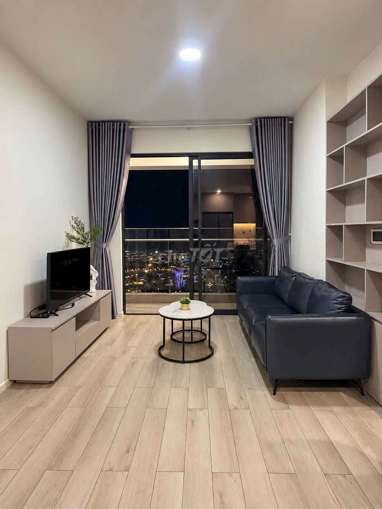 Rent two bedrooms, two toilets, full interior Masteri Centre Point