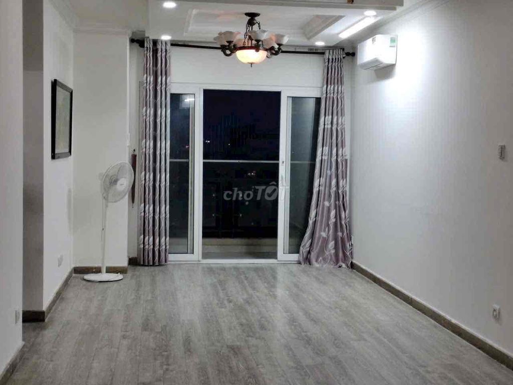 Rent two bedrooms, two apartments, quiet apartments. One, Phan Huy Ích Tân Bình.