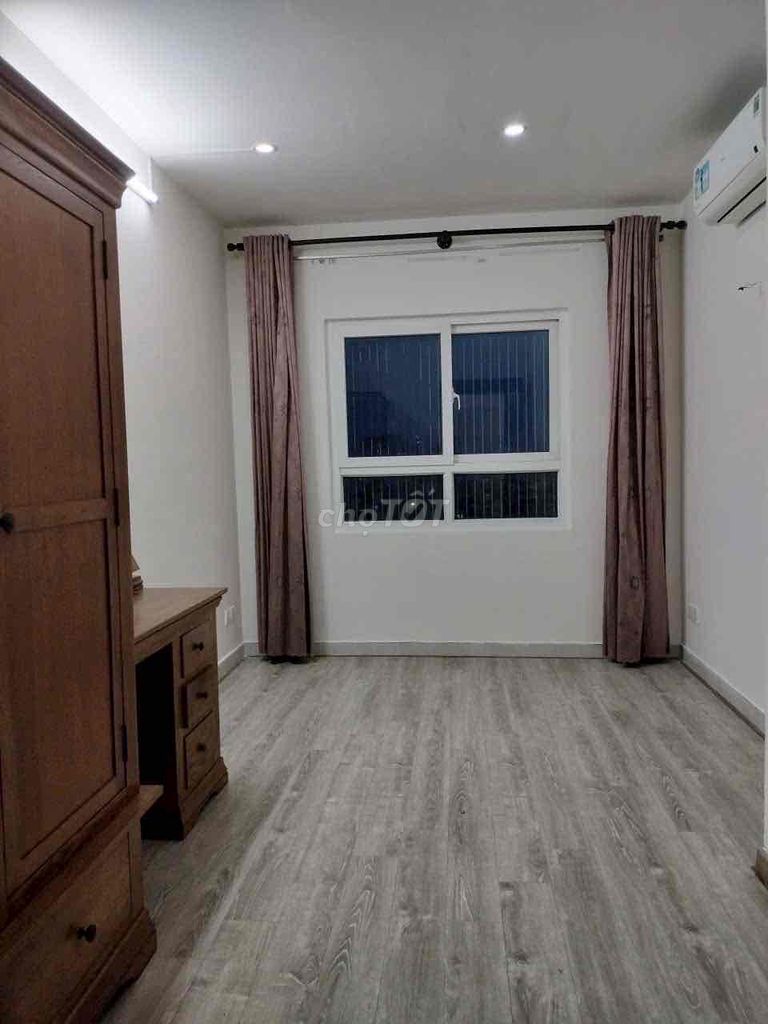 Rent two bedrooms, two apartments, quiet apartments. One, Phan Huy Ích Tân Bình.