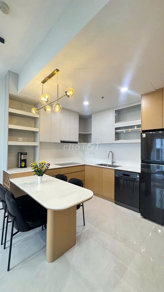 Victoria Village apartment, new project delivered, new furniture 100%,