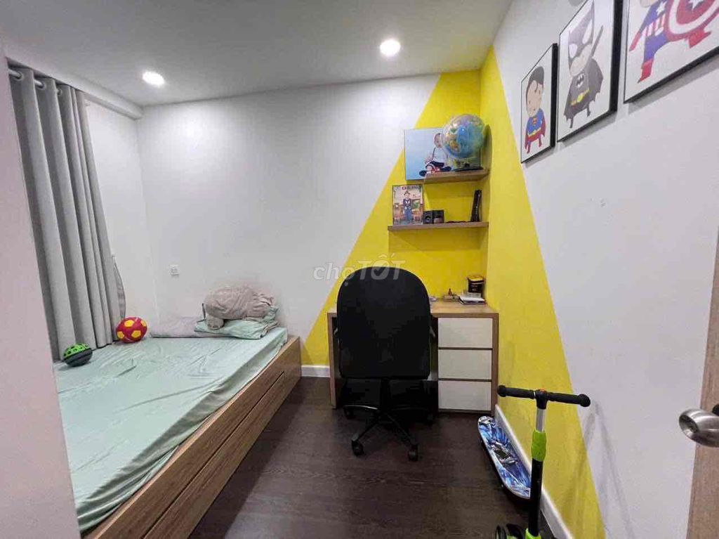 Golden Mansion 3 bedrooms 2 full Phú Nhuận interiors 5 P from airport