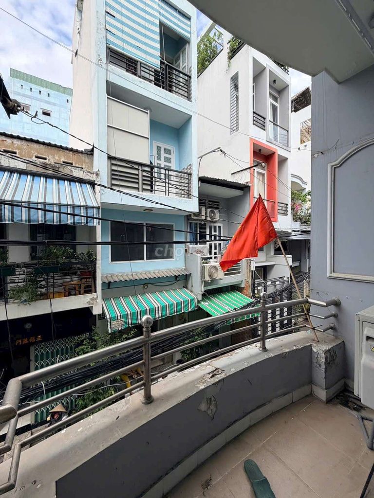 3 x14 million 2nd floor bedroom 5 with Ngô Thời Nhiệm County