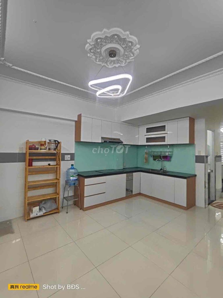House 1 .1 .3 3rd floor bedroom 2 with SNI qI13 hbp 11 million