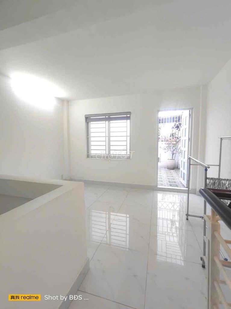 House 1 .1 .3 3rd floor bedroom 2 with SNI qI13 hbp 11 million