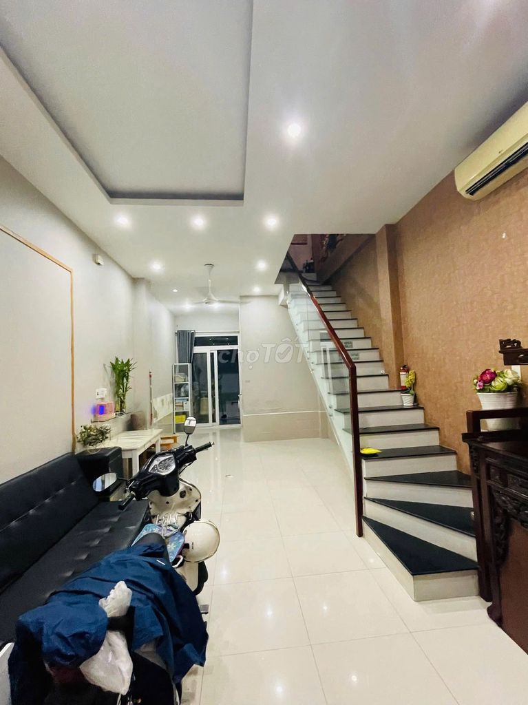 25 million, 50 M2 megawatts, three-story Qq rotation, high dv values