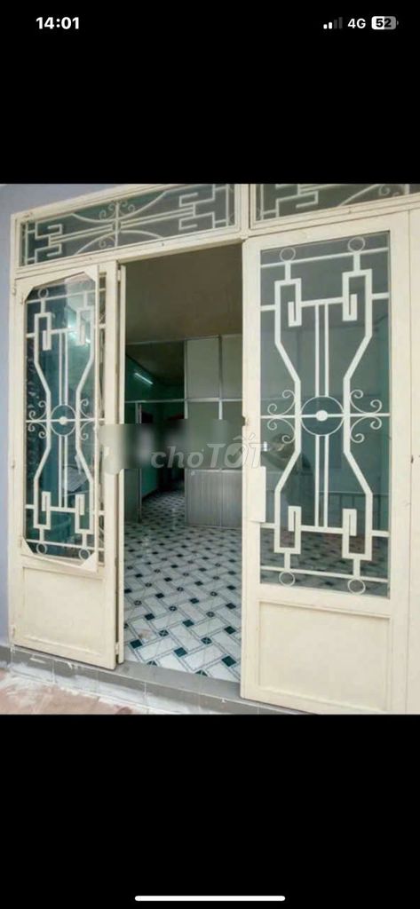 4m Lạc Long Quân-7-7-7-7 9 Tân Bình parking lot: 4.2 x 12 mphm, 1 floor
