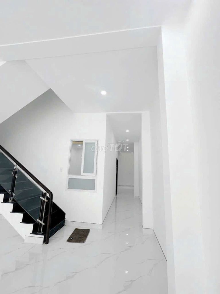 Need to rent a ptth District 12 area 6 x24.1 on the 4th floor. Six floor bedroom 6 ws worth 20 million refrigerators.
