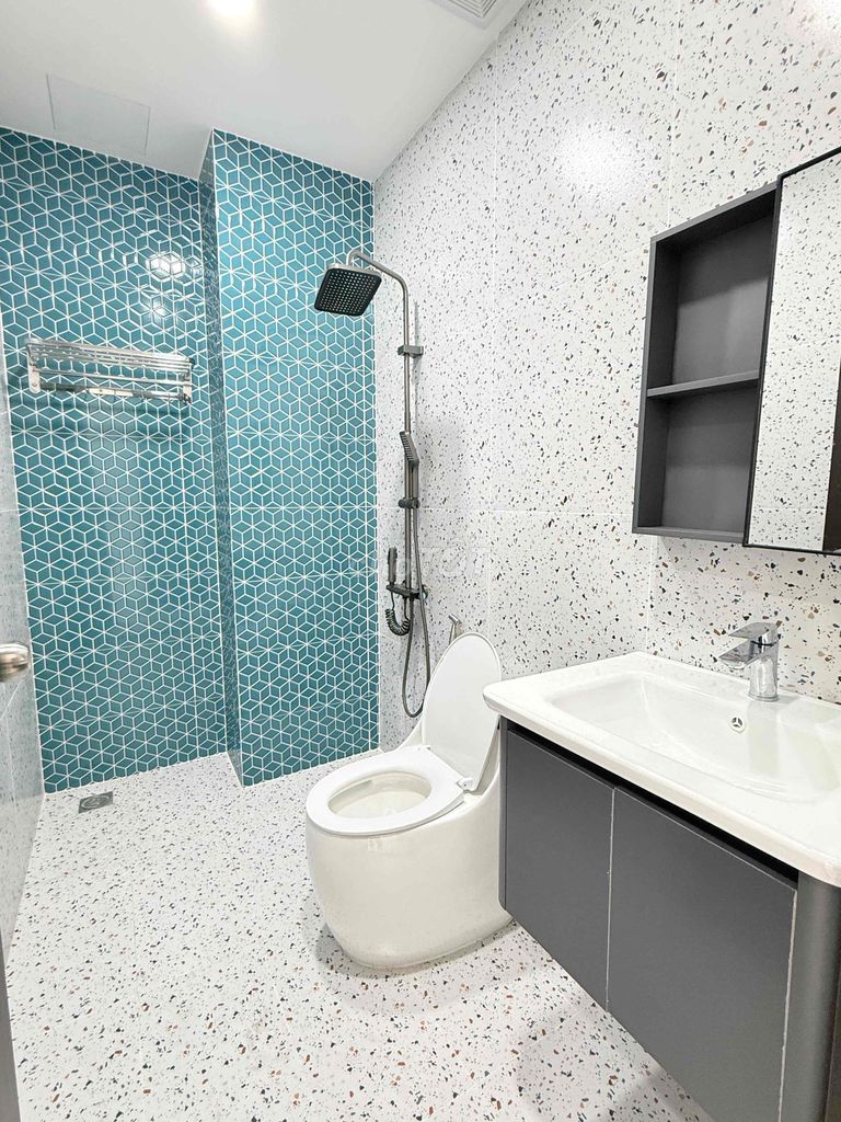 Rent a kitchen bedroom, balcony, full interior.
